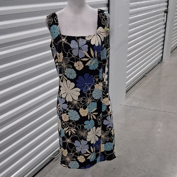 Amanda Smith Dresses & Skirts - Amanda Smith Dress